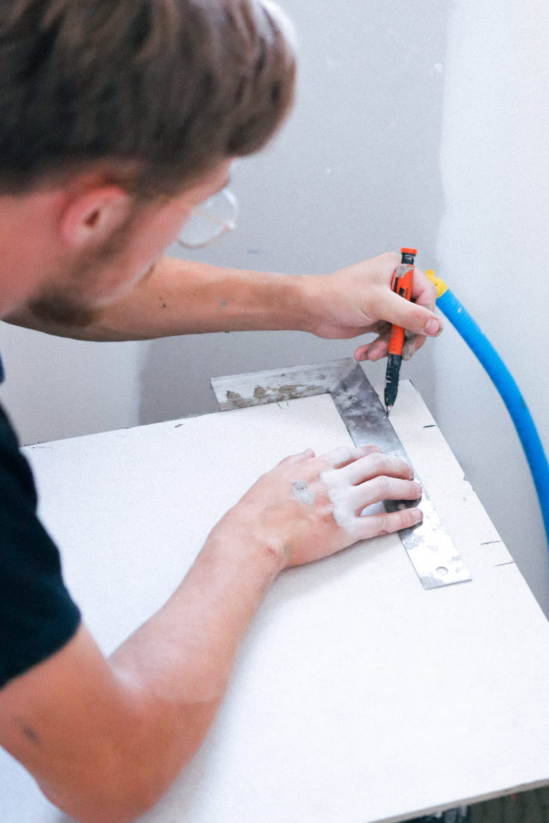 artisan_découpe_matériau